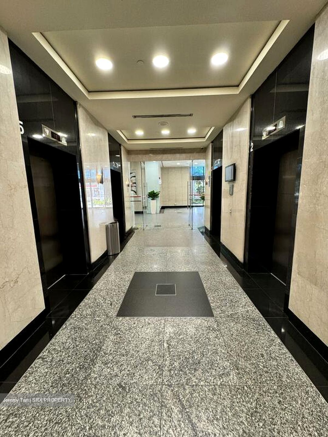 Valley Point (D10), Office #454814471